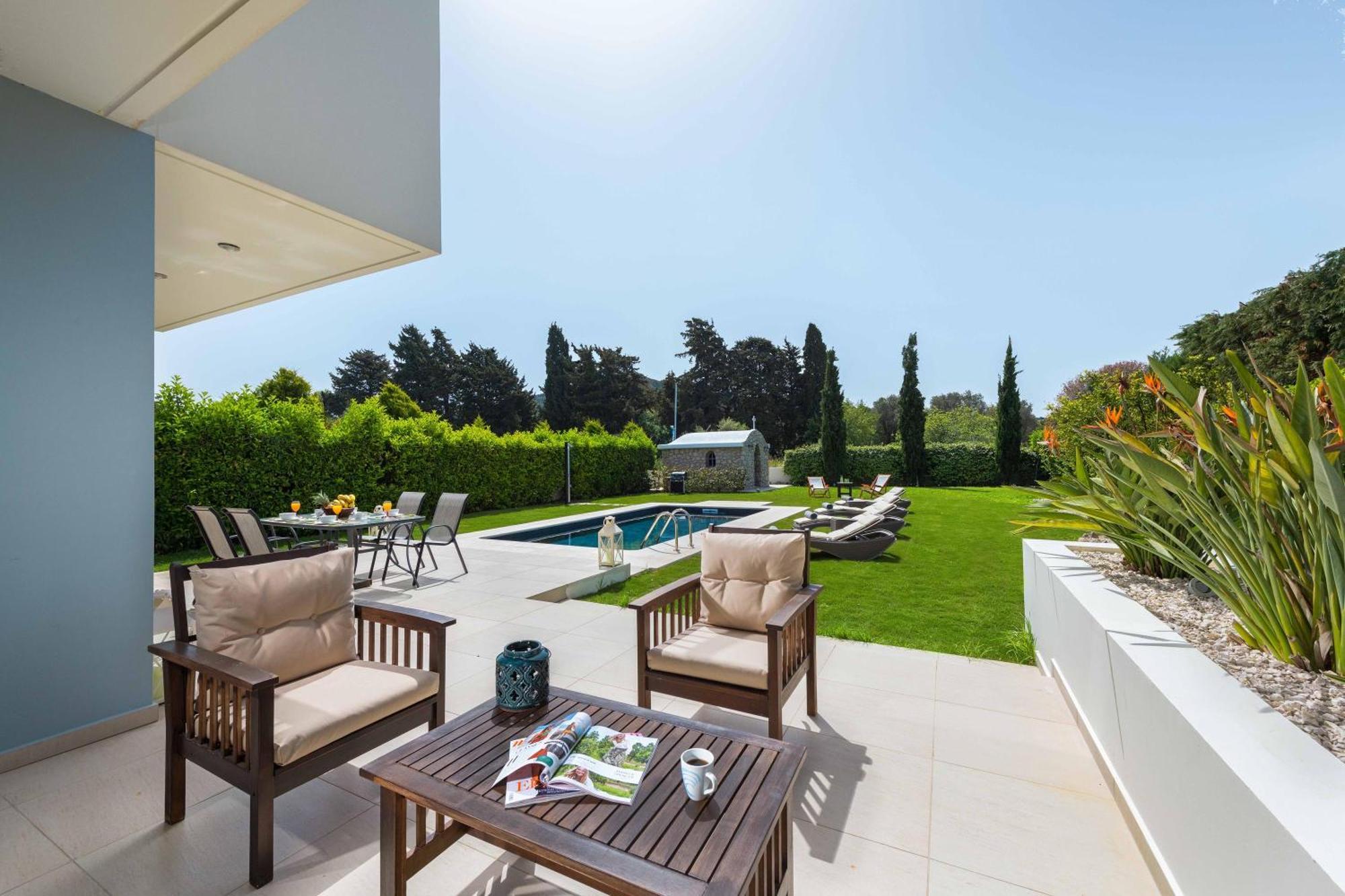 Elena Villa Lalyssos